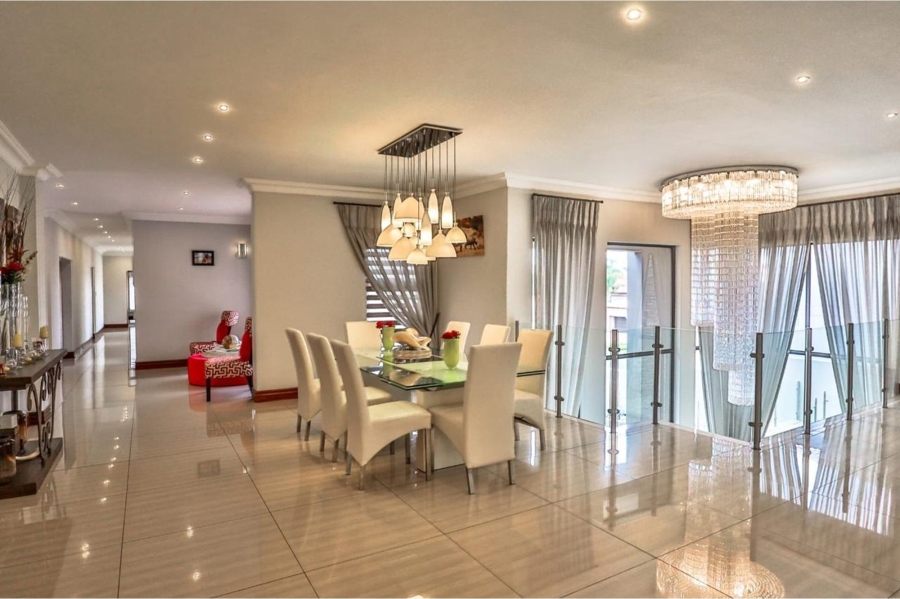 6 Bedroom Property for Sale in Birdwood Estate North West
